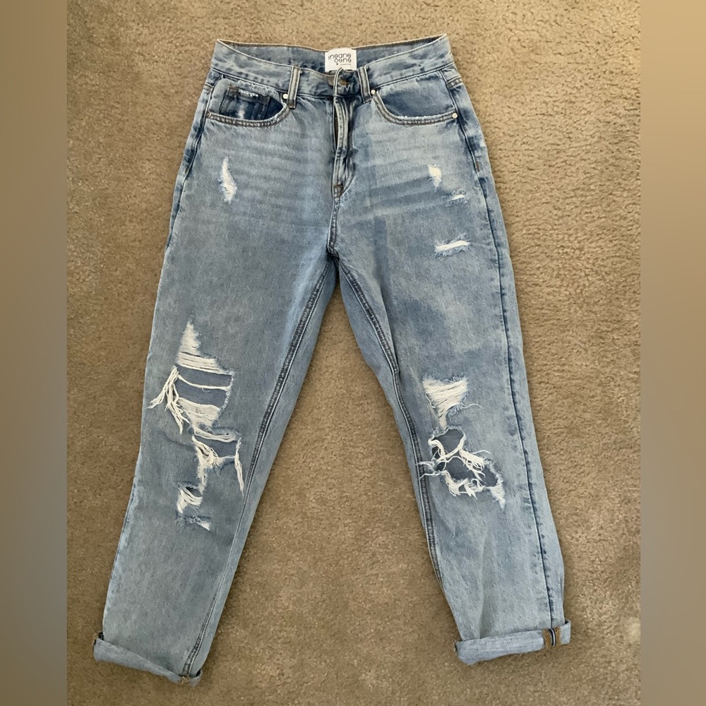 Distressed Boyfriend Jeans